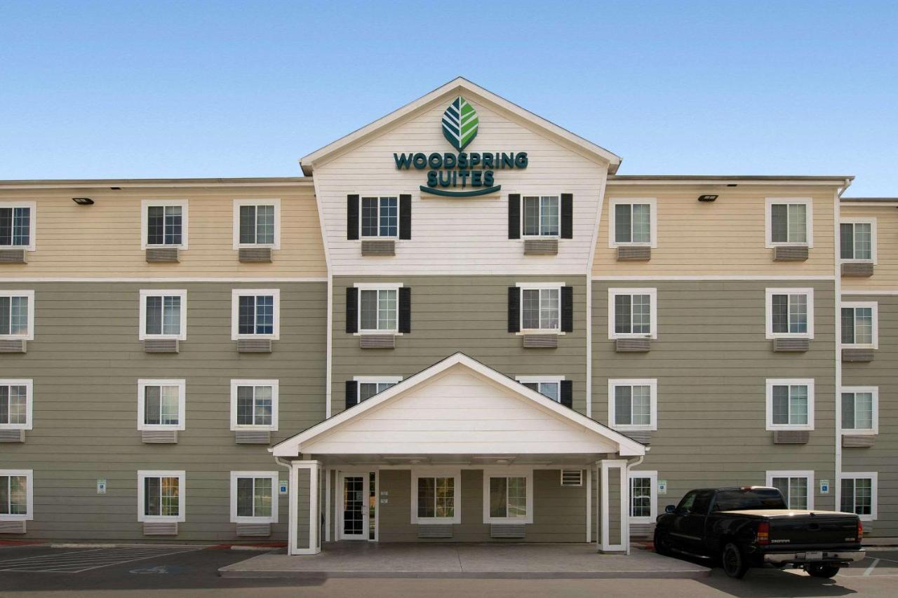 Woodspring Suites San Antonio Fort Sam Exterior photo