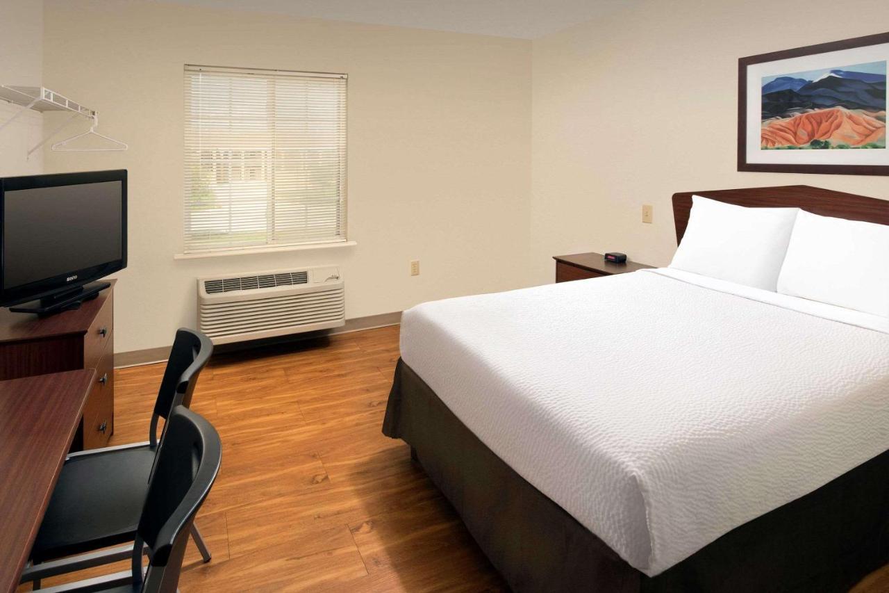 Woodspring Suites San Antonio Fort Sam Exterior photo