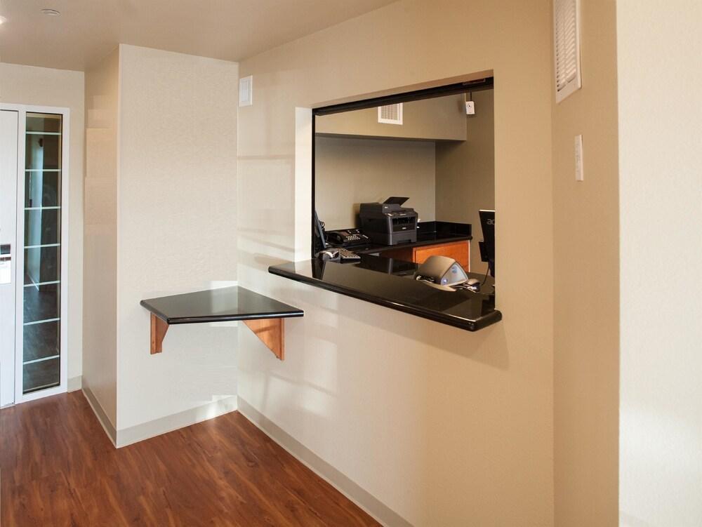 Woodspring Suites San Antonio Fort Sam Exterior photo